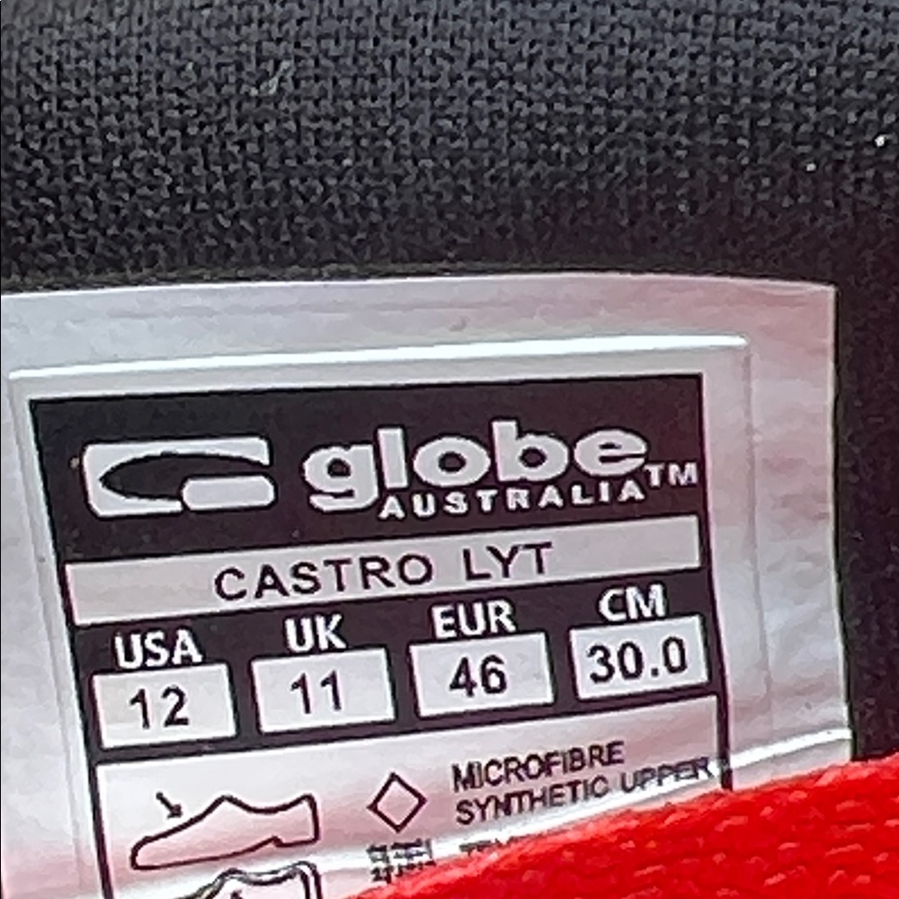 GLOBE Men's Castrolyt Black Suede Slip on Sneakers Size 12 - Picture 8 of 8